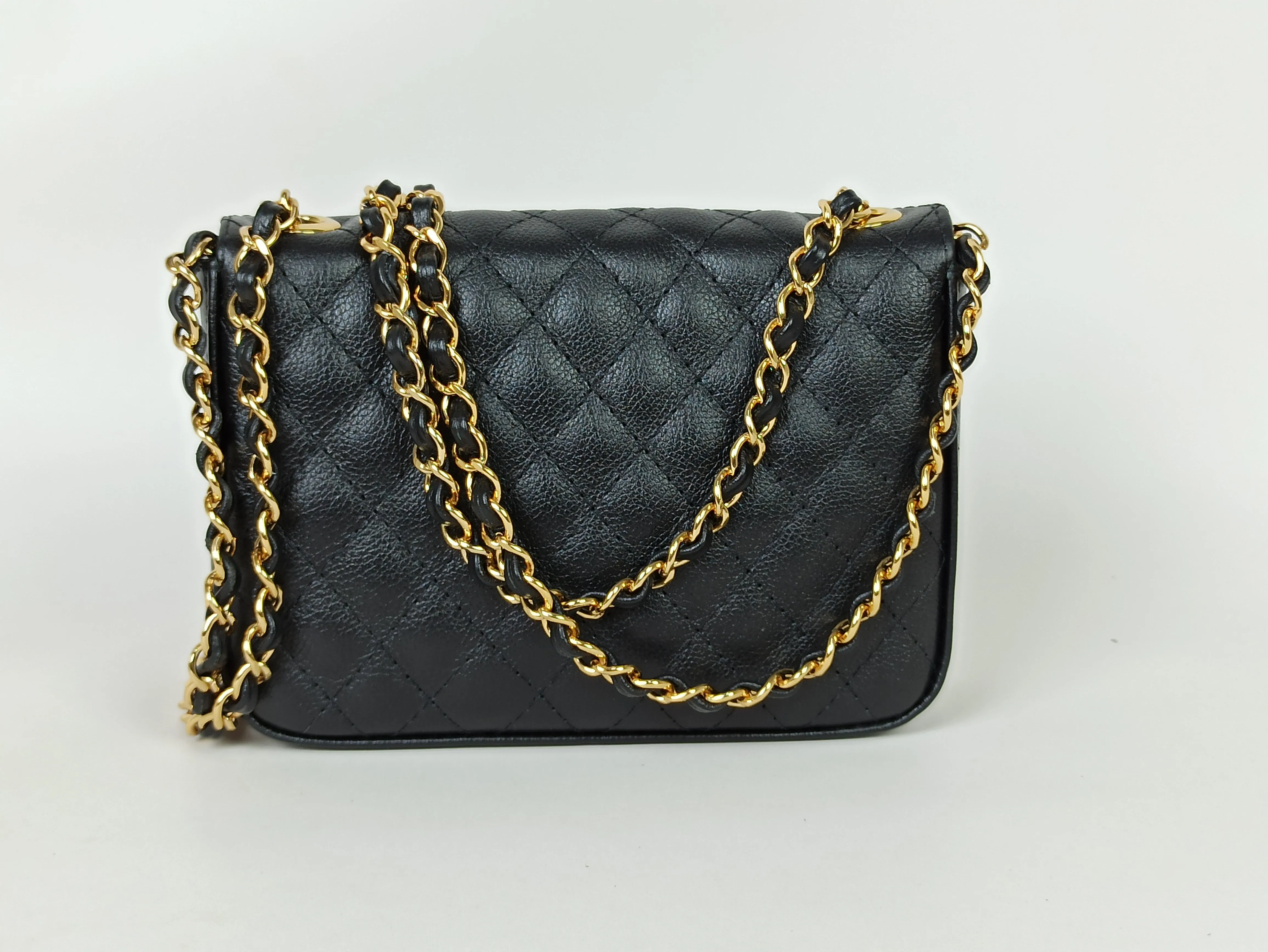 bolsa-mini-couro-preta-b149105_4