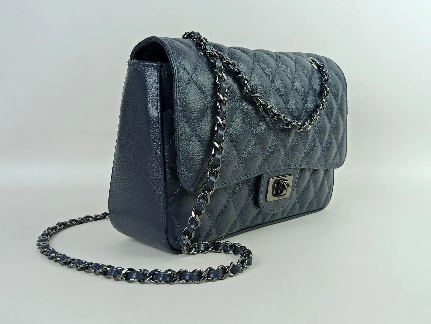 bolsa-transversal-couro-azul-marinho-b145629_2