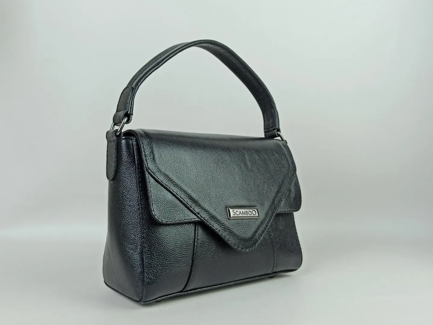 bolsa-satchel-couro-preta-b200406_2