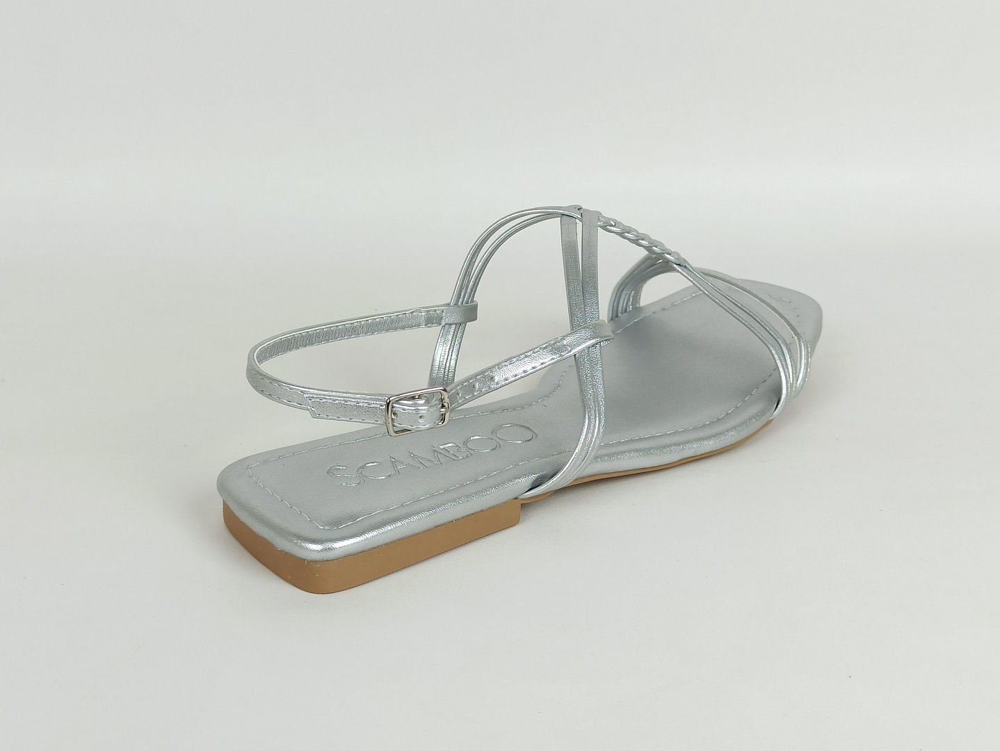 sandalia-rasteira-bico-quadrado-prata-58703803_3