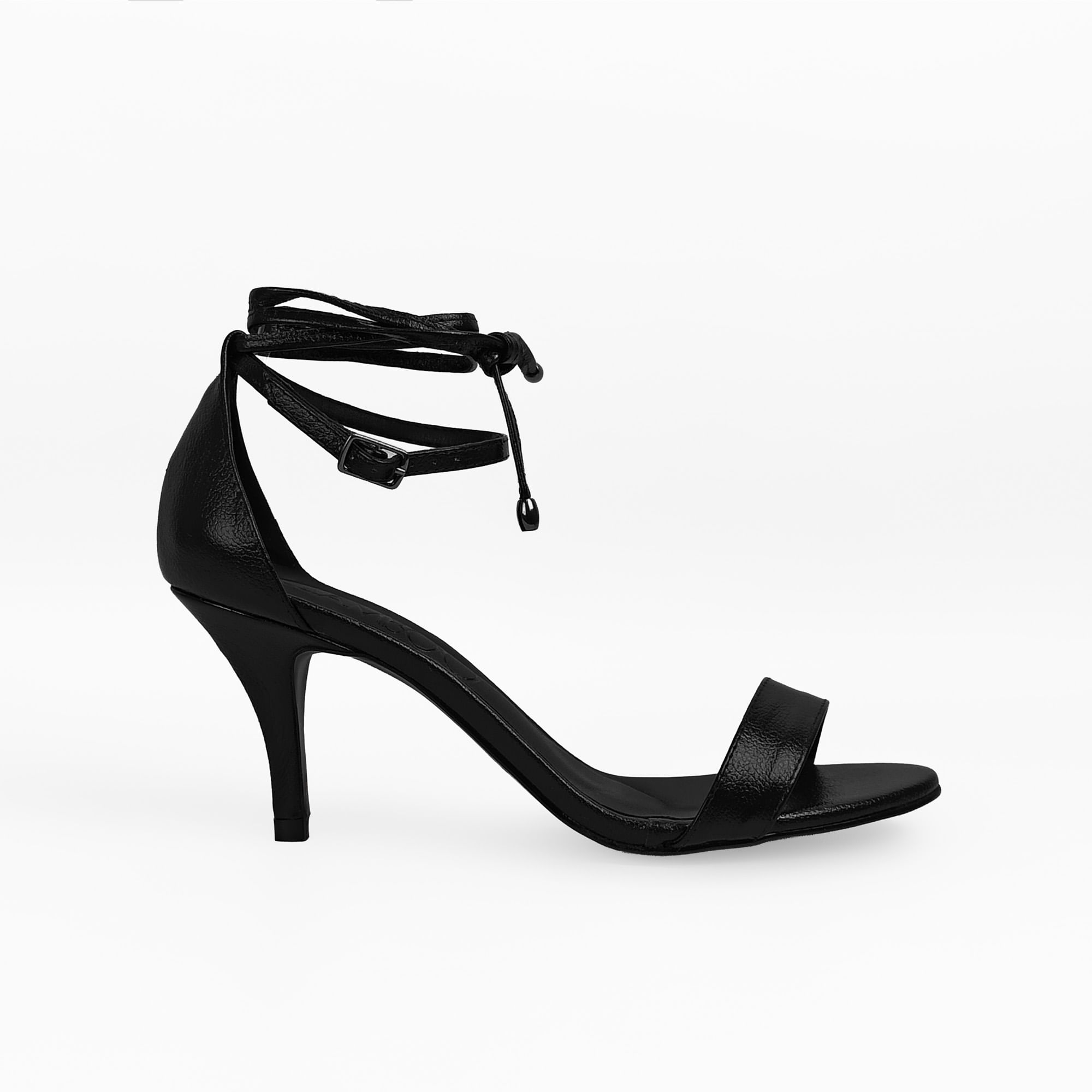 sandalia-couro-salto-medio-fino-bico-amendoado-preta-12002326_1