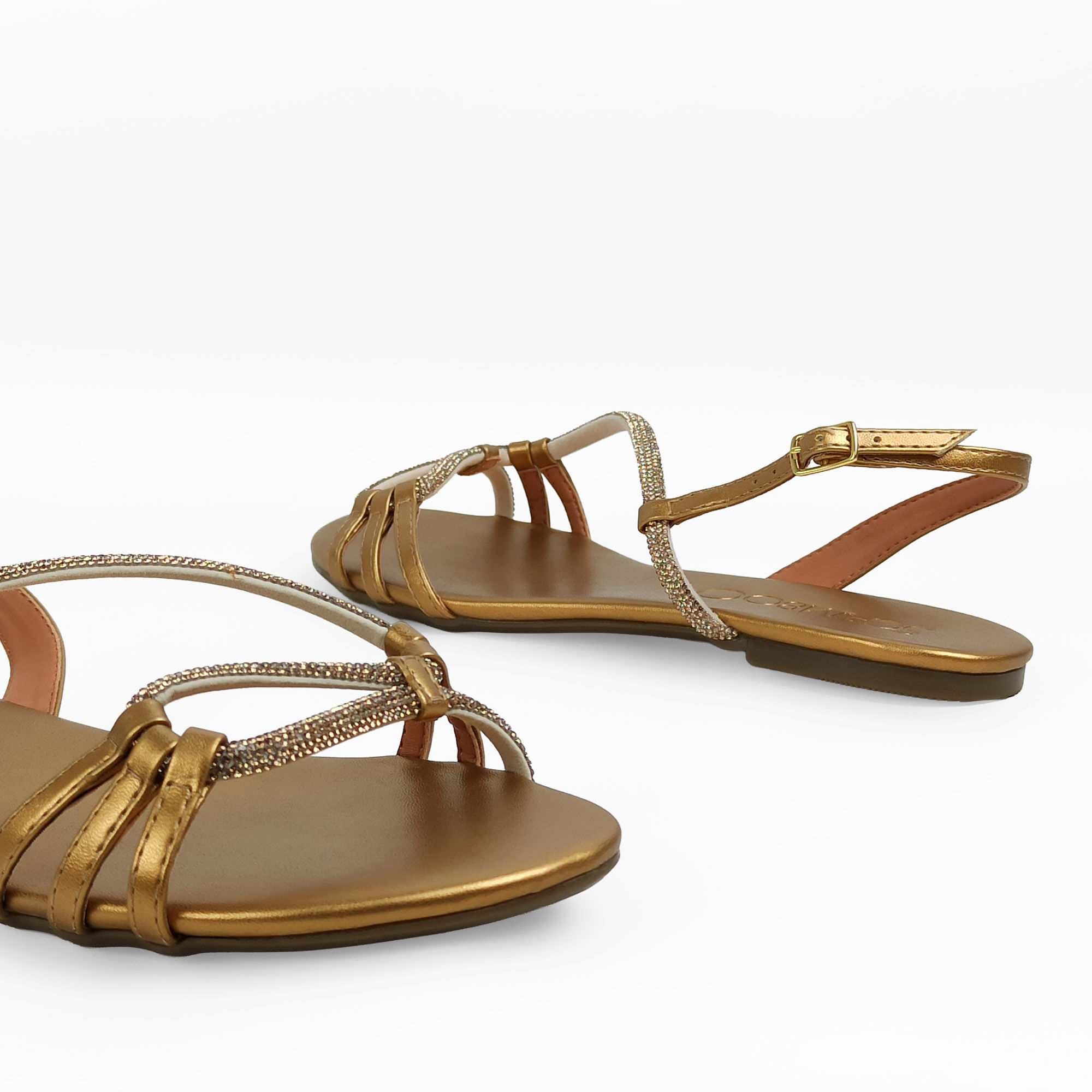 sandalia-rasteira-metalizada-bico-redondo-bronze-30021203_5