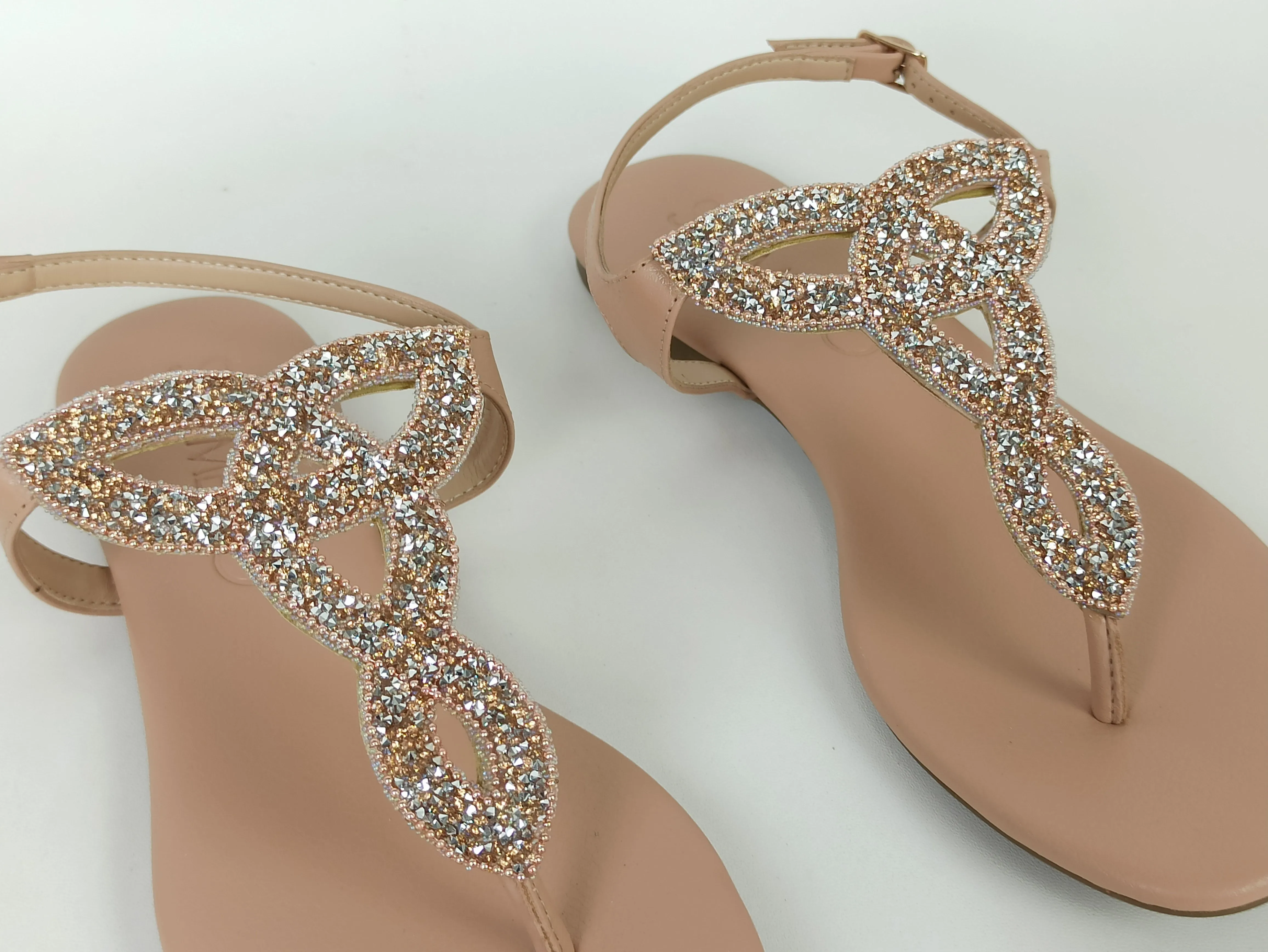 sandalia-rasteira-bico-redondo-rosada-30017104_1