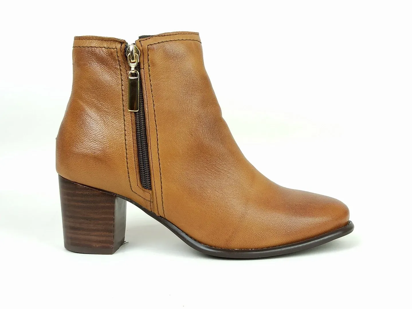 bota-cano-medio-couro-salto-bloco-bico-redondo-caramelo-52151_1