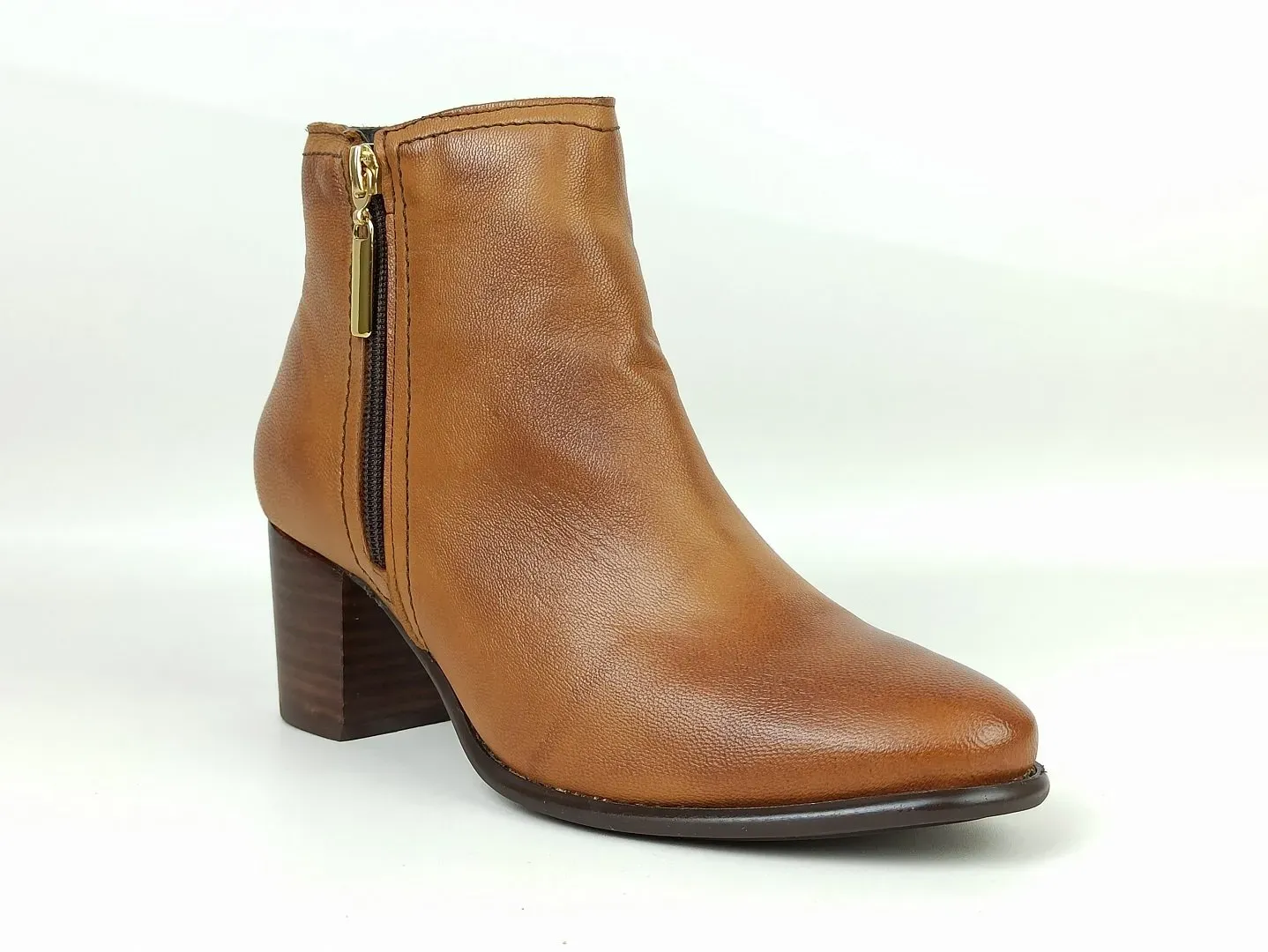 bota-cano-medio-couro-salto-bloco-bico-redondo-caramelo-52151_2