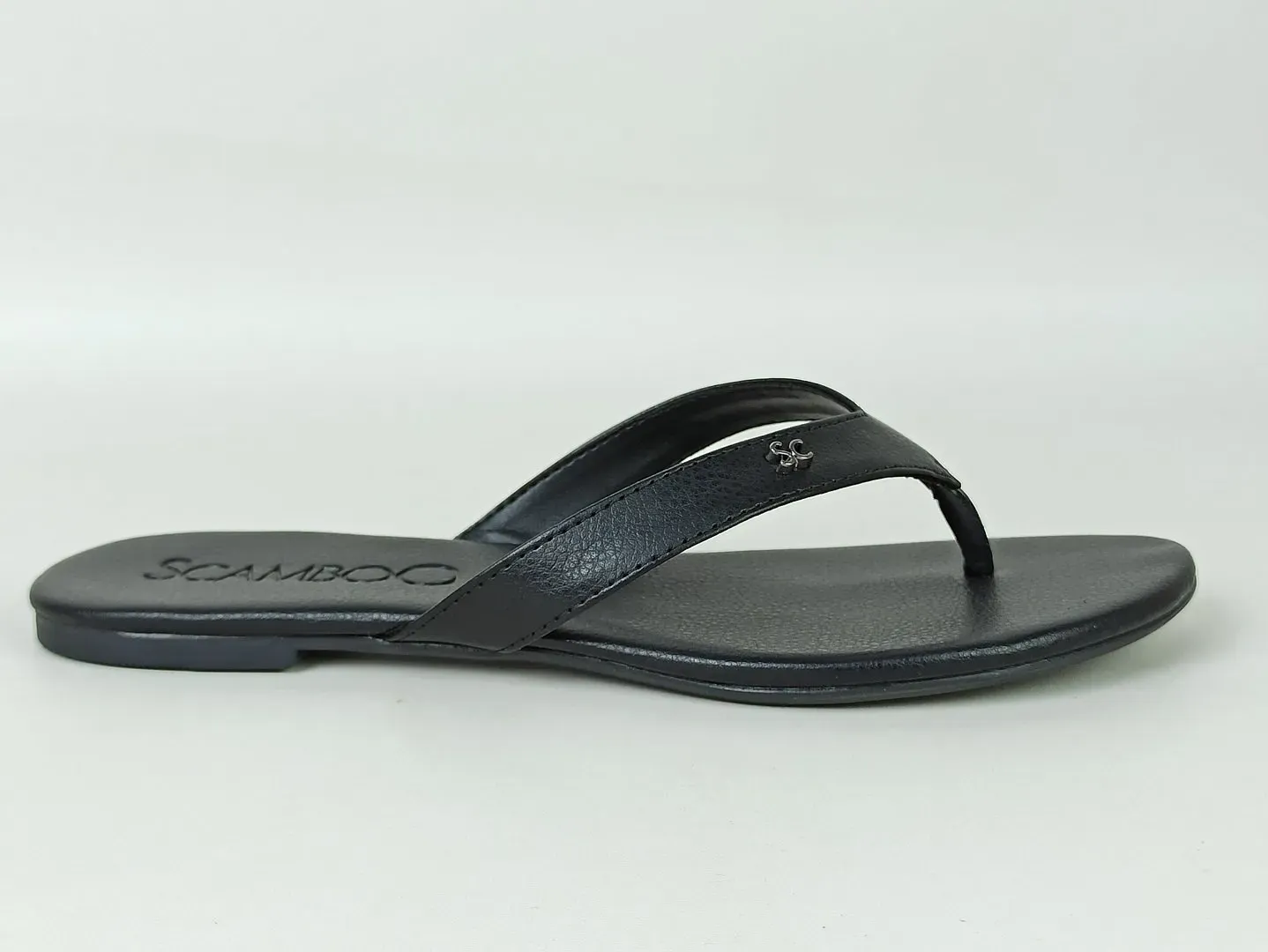 sandalia-rasteira-bico-redondo-preta-30000021_1