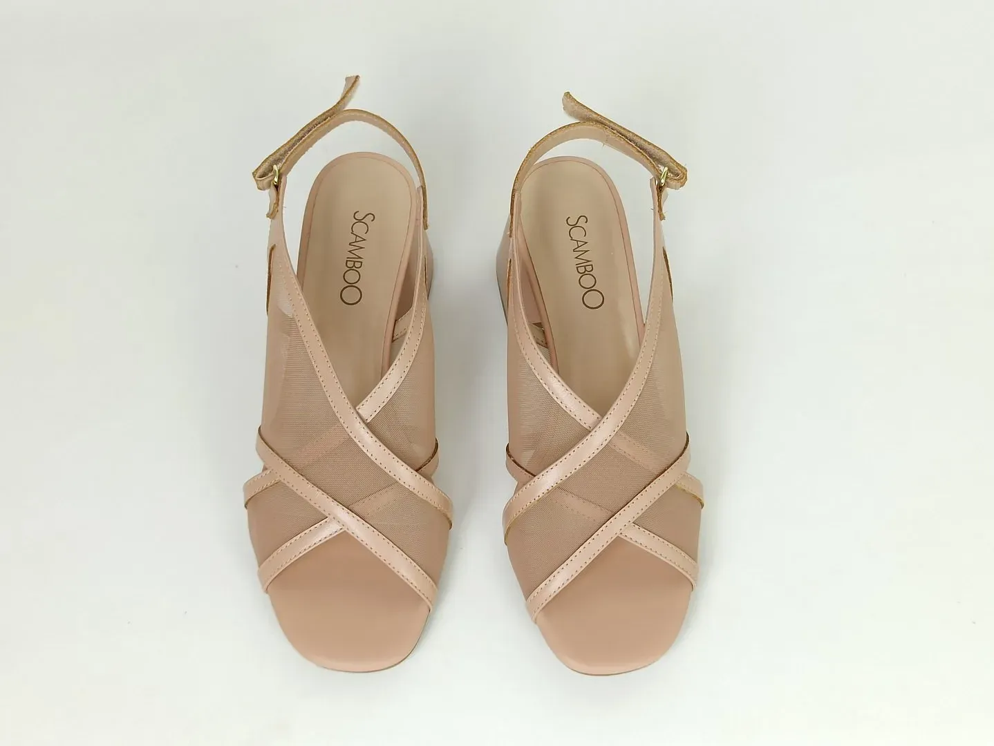 sandalia-couro-salto-bloco-bico-quadrado-nude-443aa5017_6