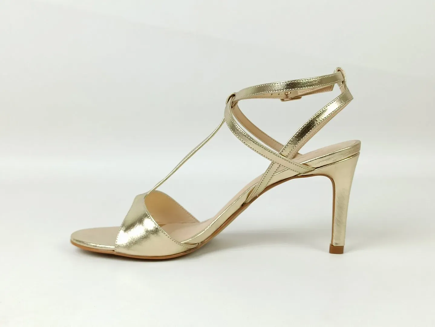 anna-vargas---44511483---metal-batido-ouro-light-44511483_5