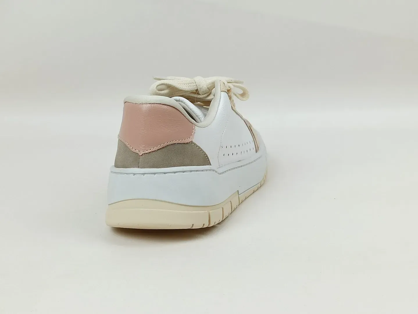 tenis-solado-emborrachado-bico-redondo-off-white-529211365_4