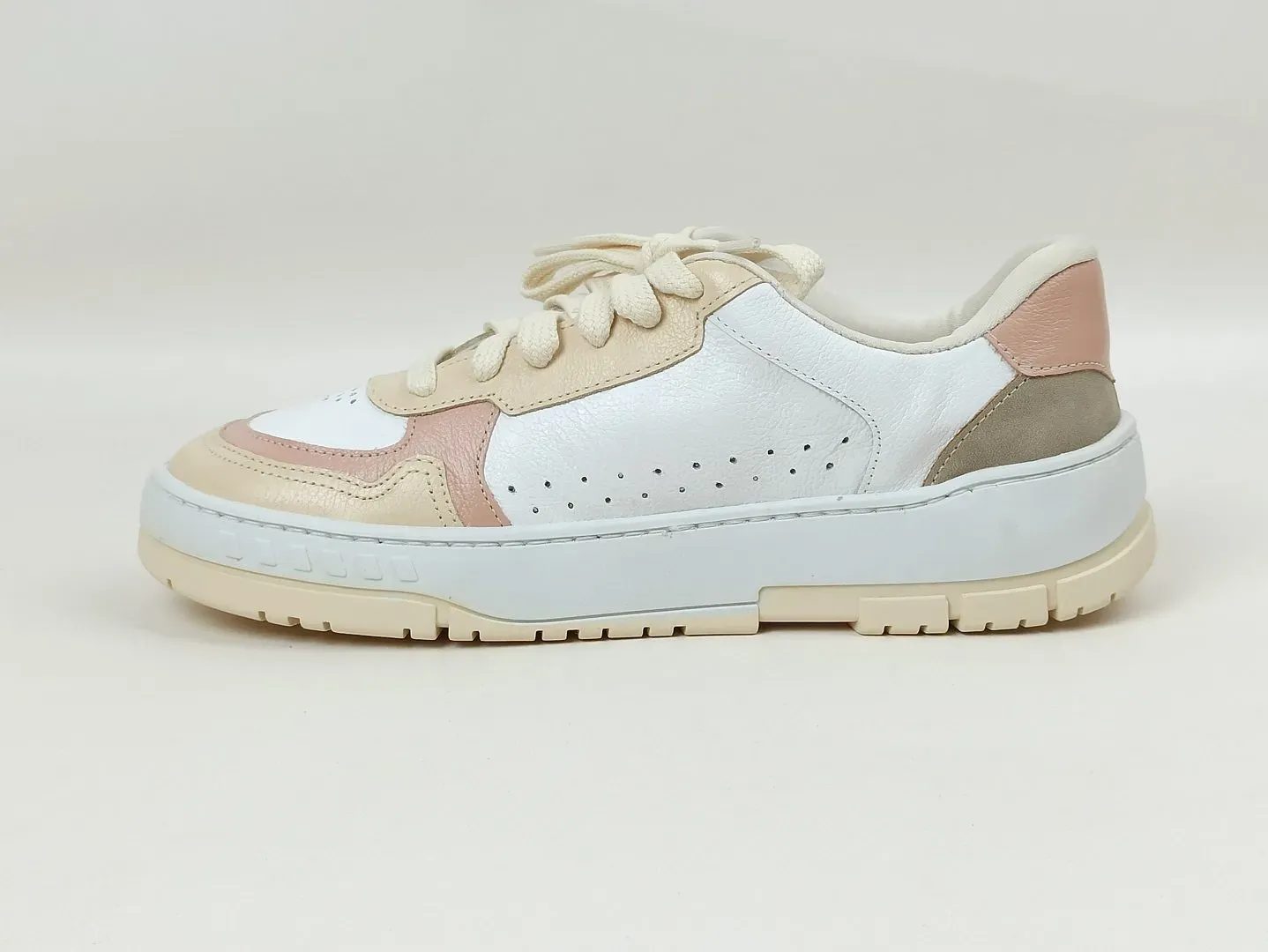 tenis-solado-emborrachado-bico-redondo-off-white-529211365_5