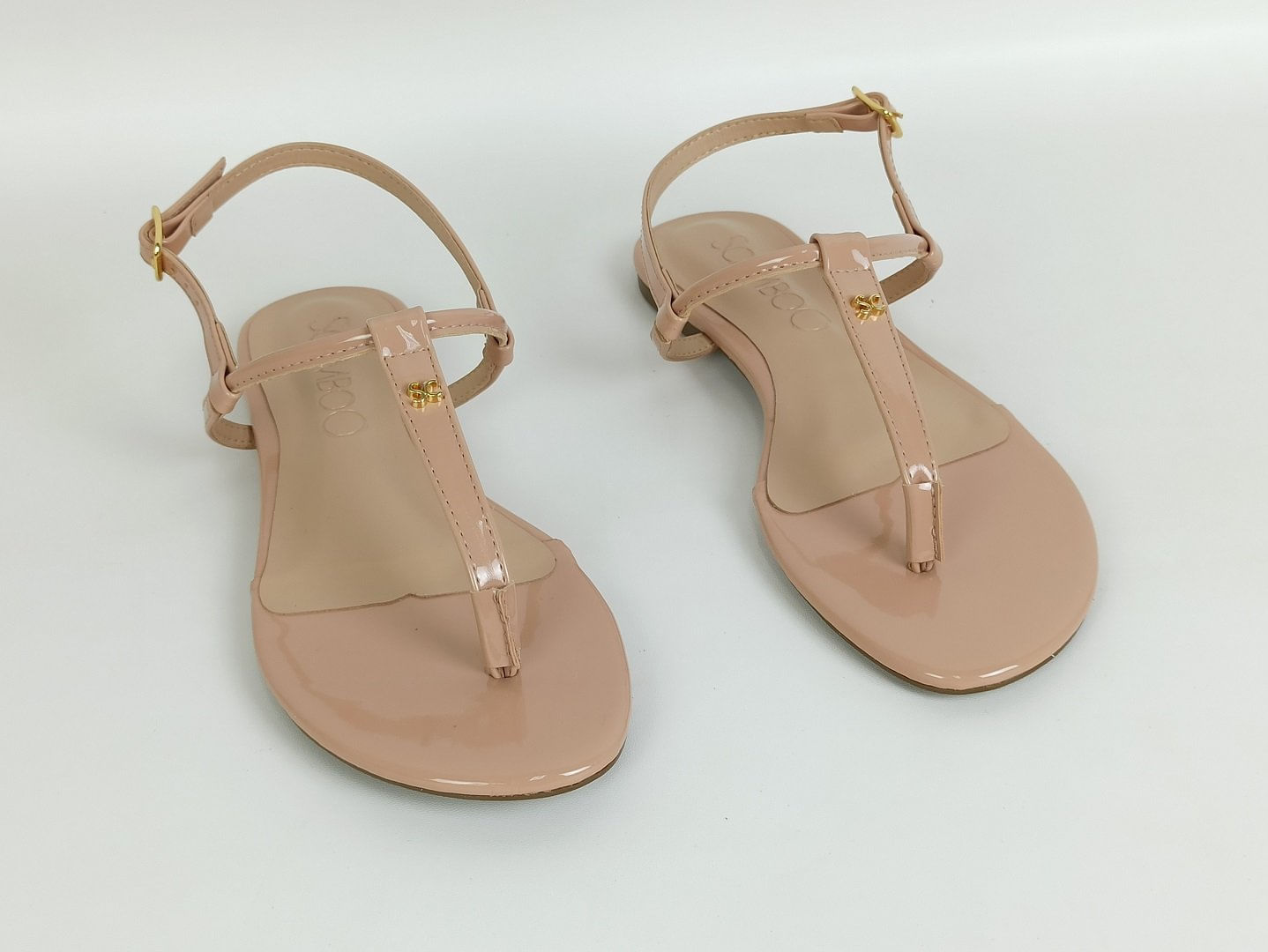 sandalia-rasteira-bico-redondo-nude-18702448_3