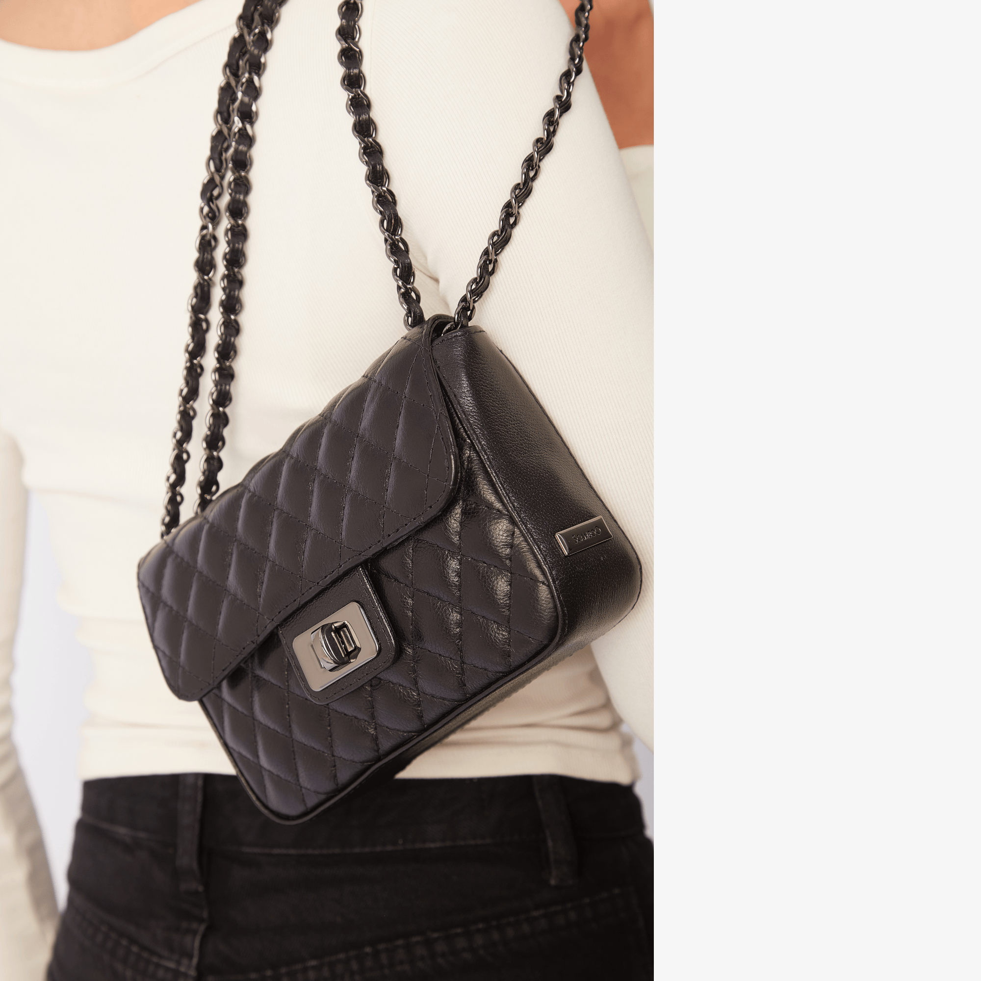 bolsa-transversal-couro-pequena-preta-b149113_6