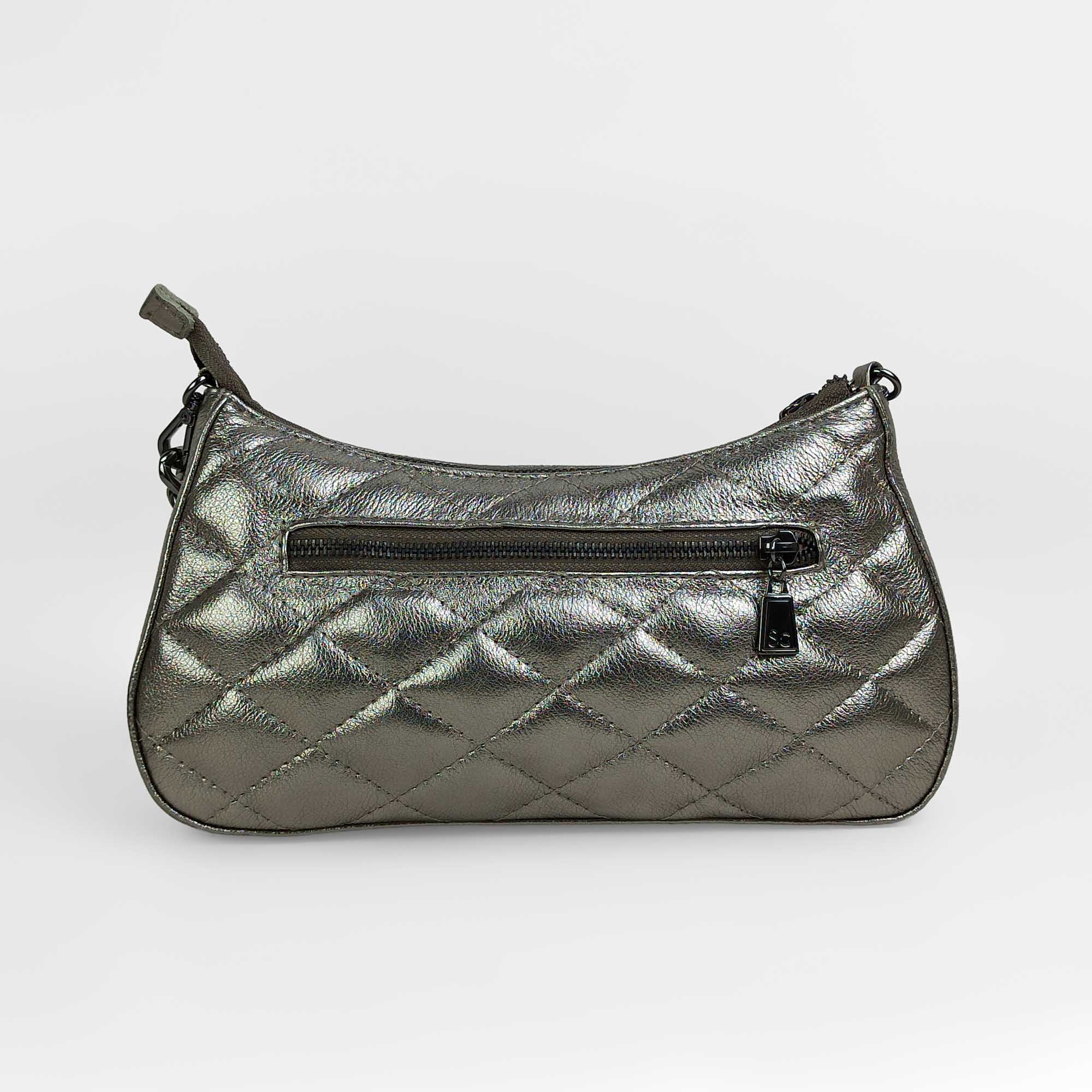 bolsa-hobo-couro-metalizado-media-prata-b200103_5