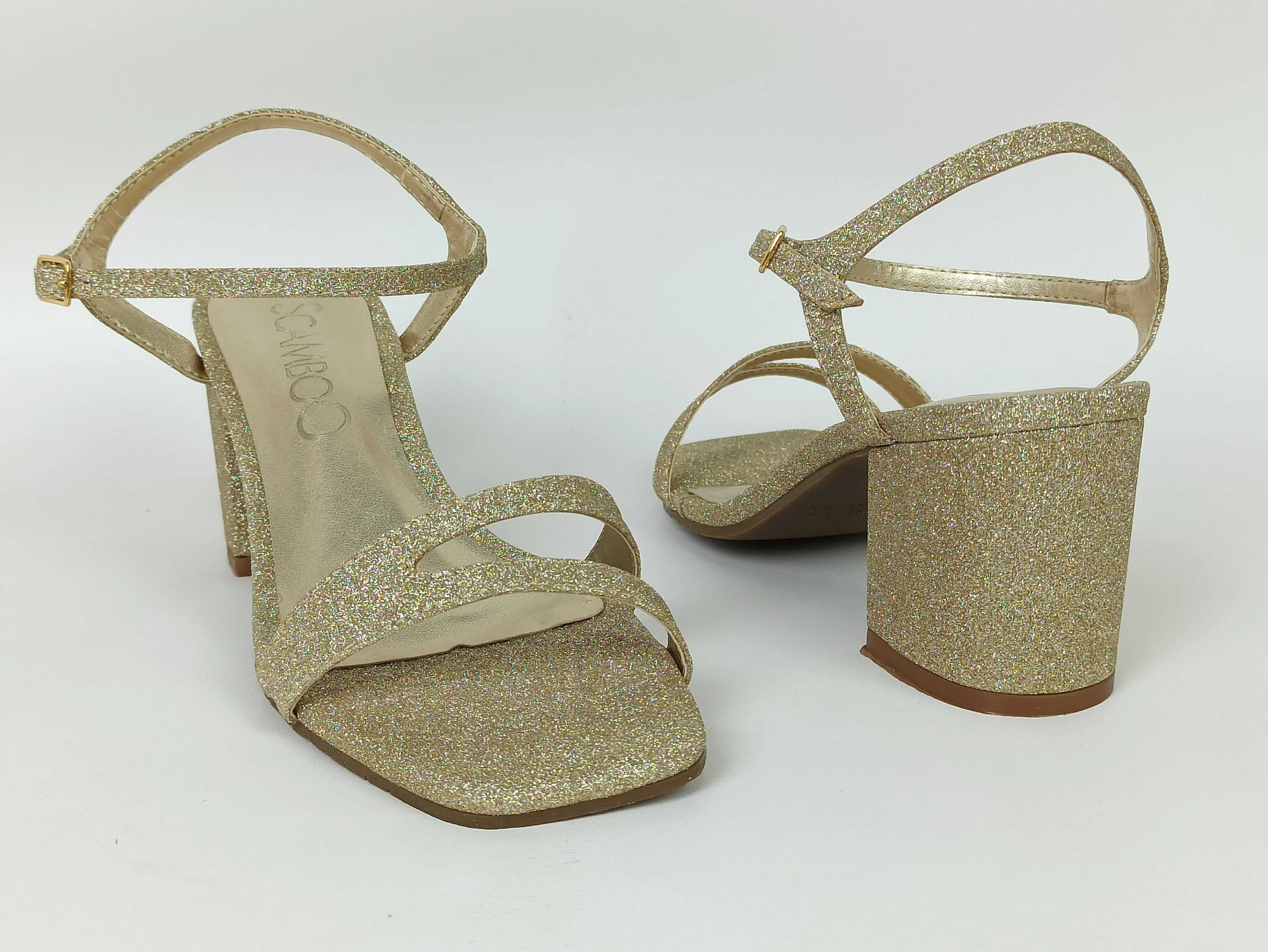 sandalia-glitter-salto-baixo-bloco-bico-quadrado-dourada-55002401_5