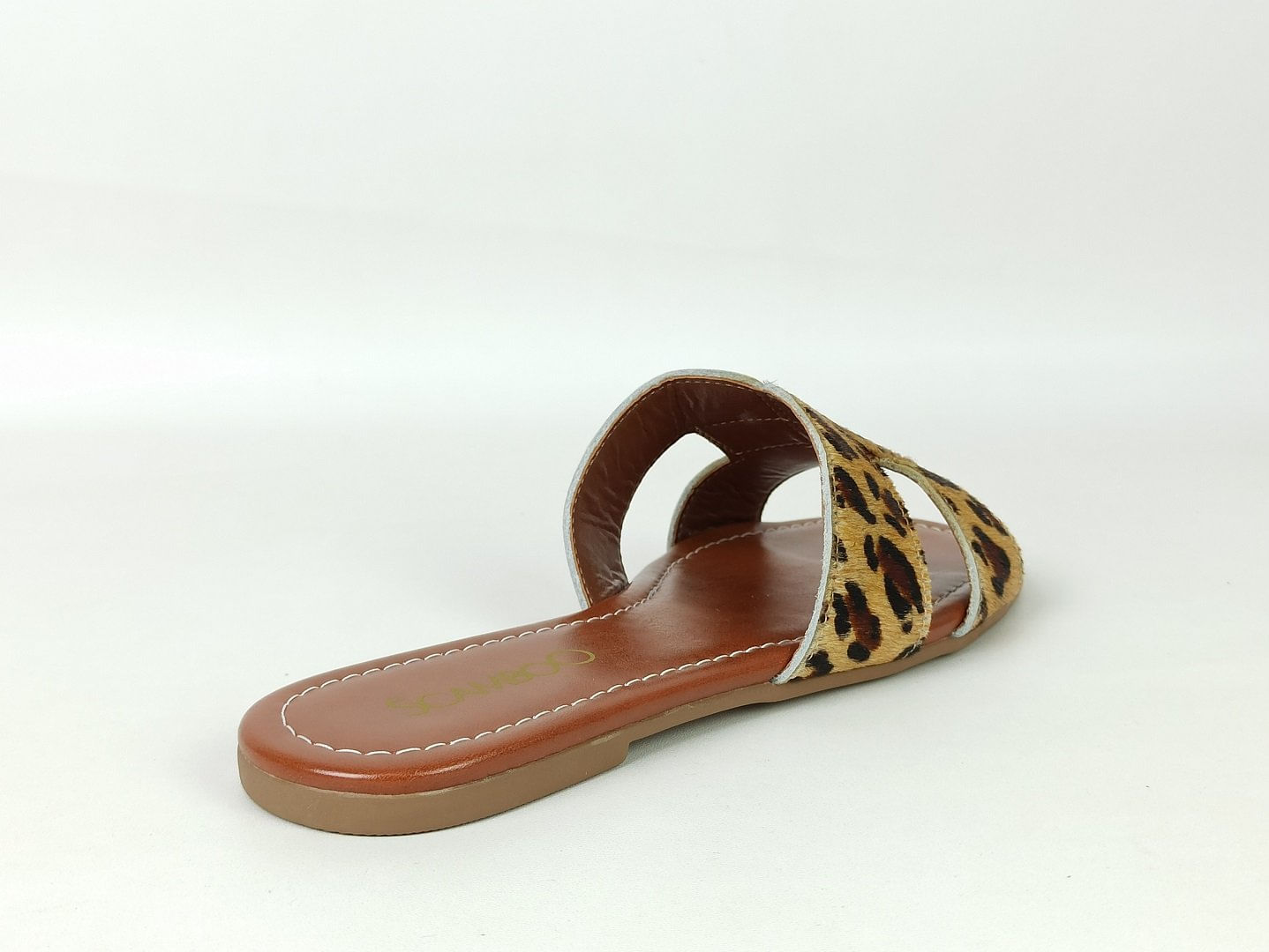 sandalia-rasteira-bico-quadrado-onca-530111711_3