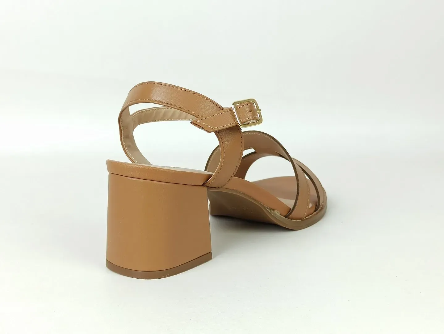 sandalia-couro-salto-baixo-bloco-bico-amendoado-caramelo-449aa5081_3