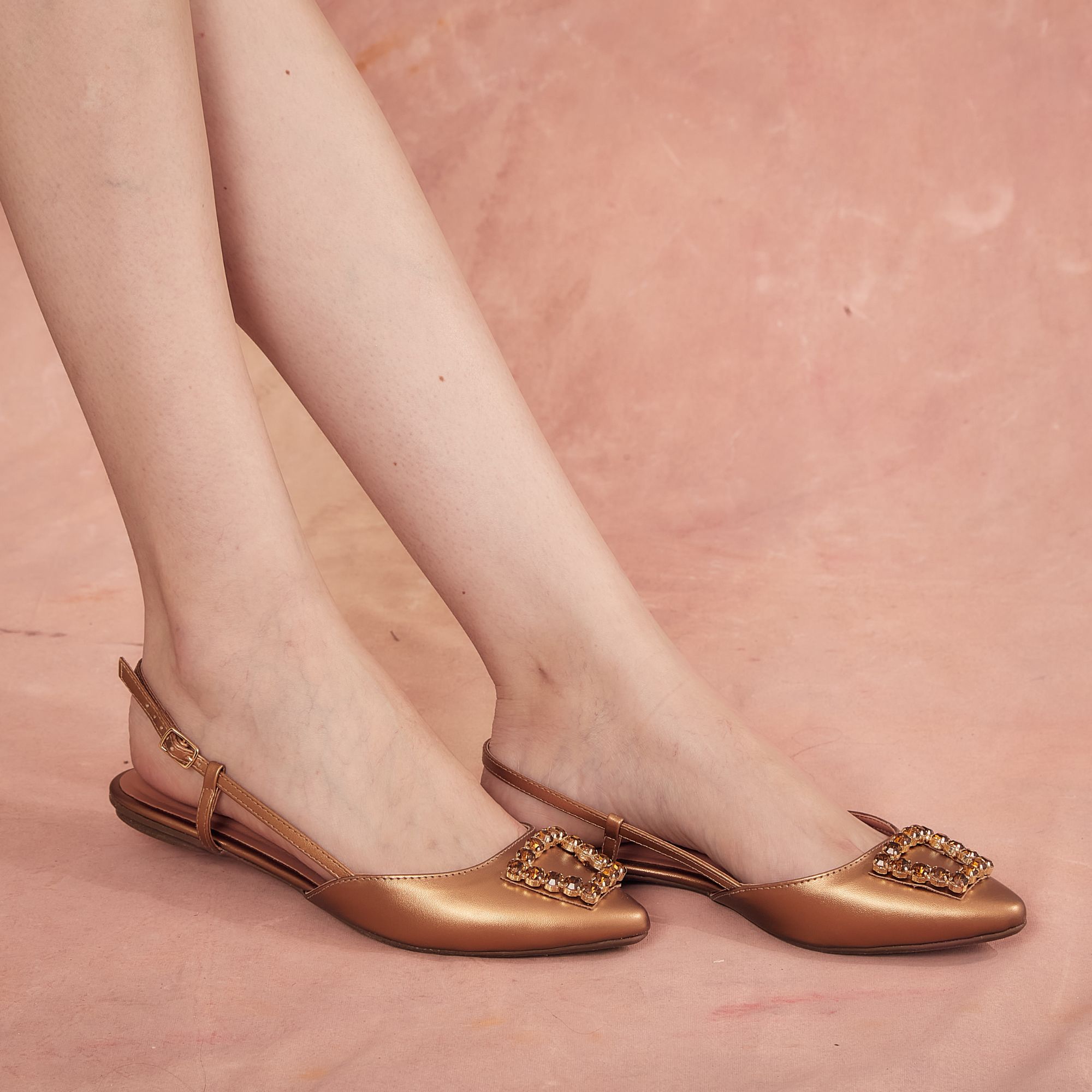 sapatilha-metalizada-bico-fino-bronze-17613501_7