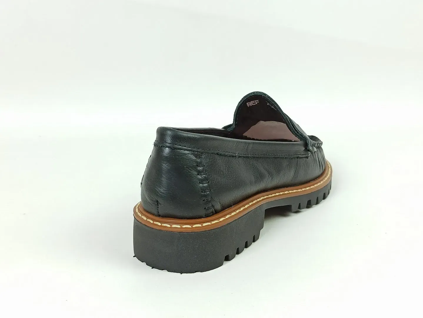 mocassim-couro-bico-redondo-preto-760201_4