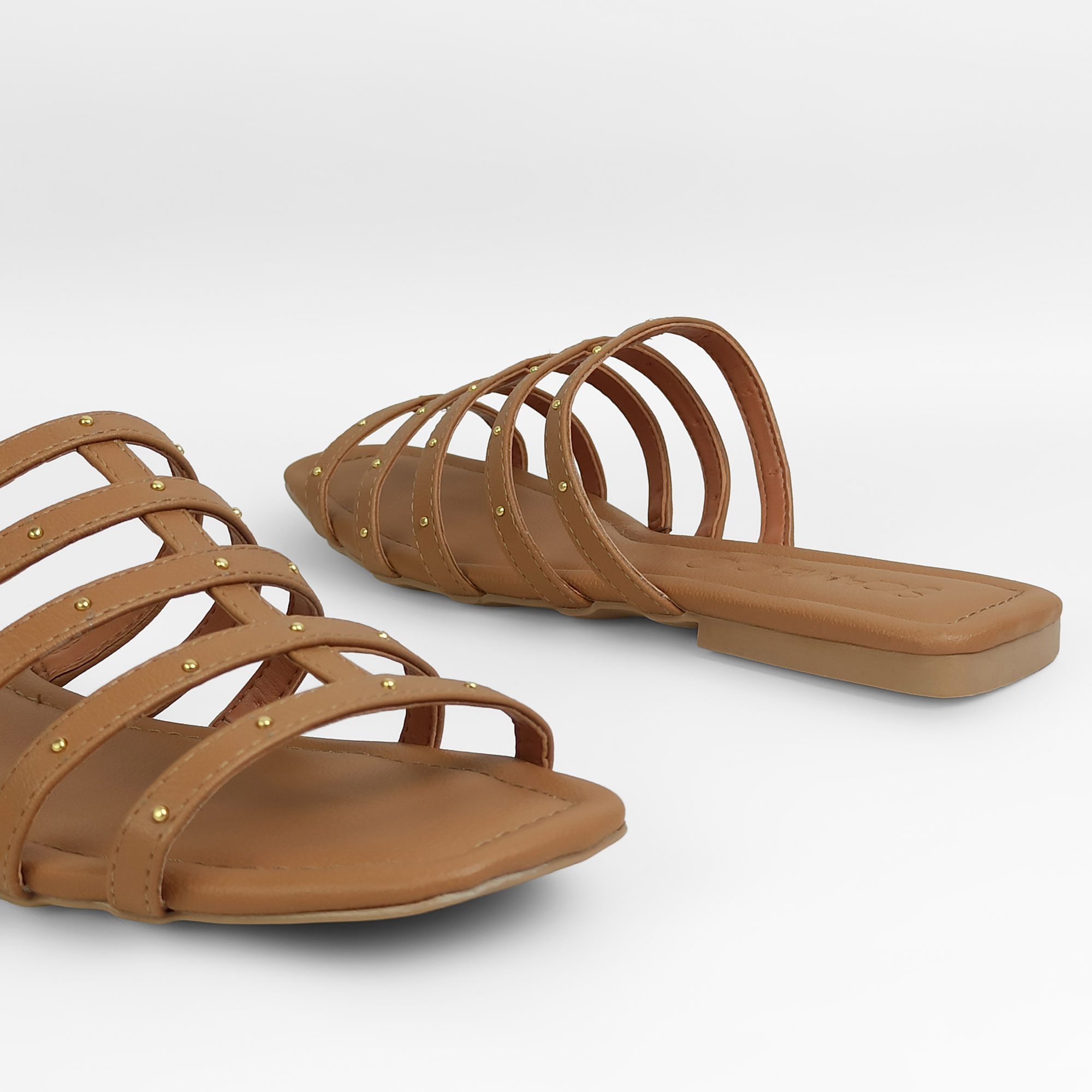 sandalia-rasteira-bico-quadrado-ambar-58704802_4