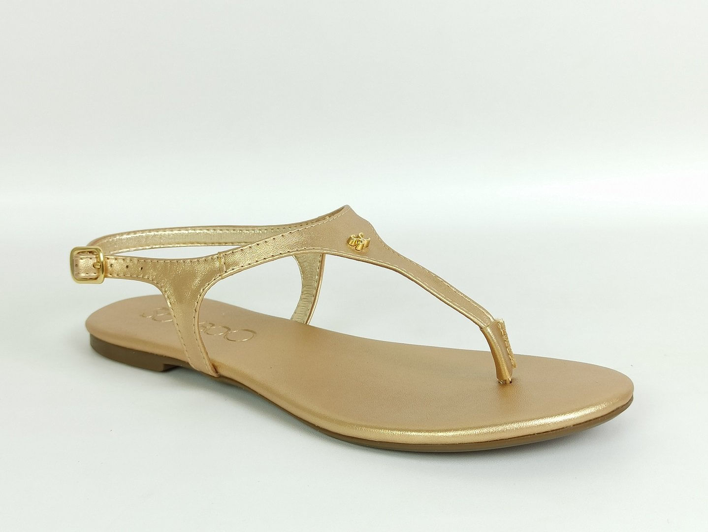 sandalia-rasteira-metalizada-bico-redondo-dourada-300001103_2