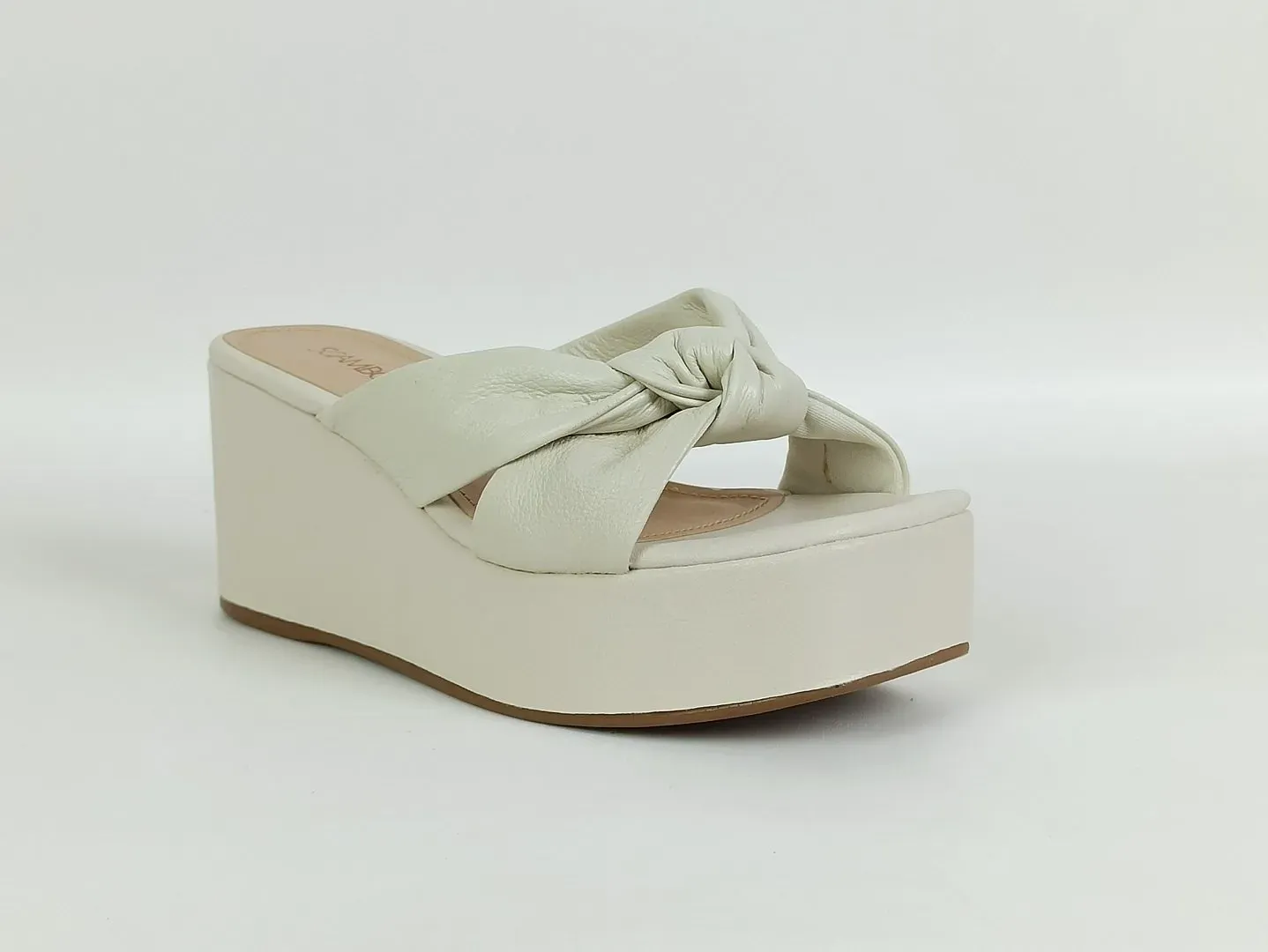 tamanco-couro-salto-plataforma-bico-quadrado-off-white-14055215_3