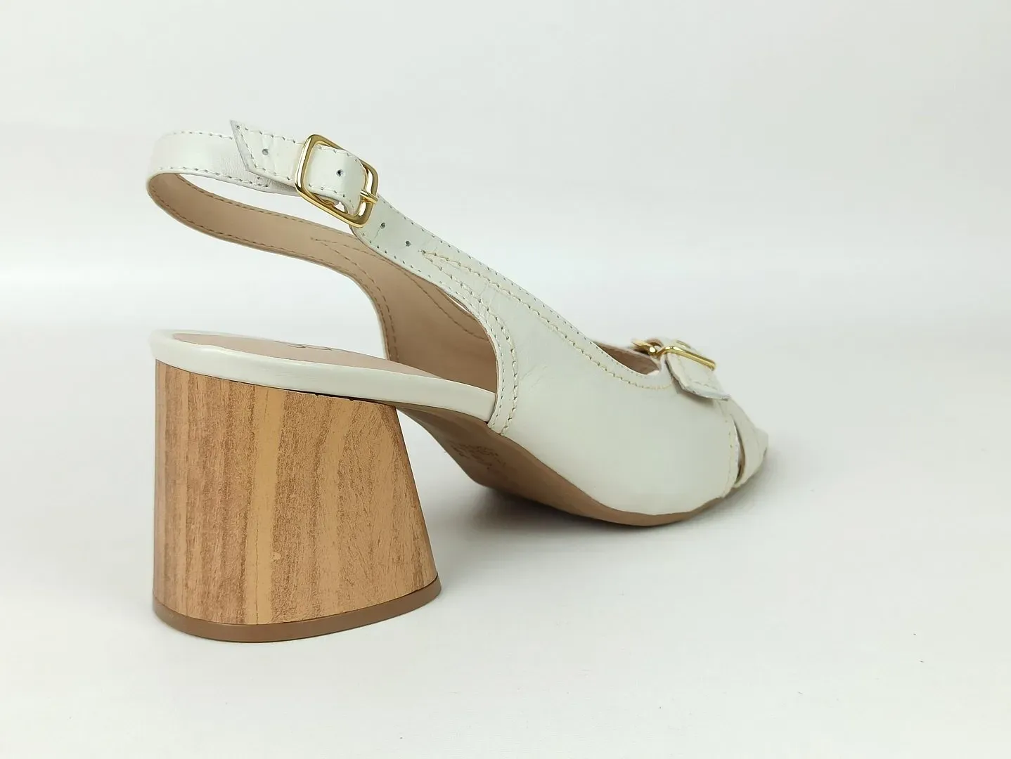 sandalia-salto-medio-bloco-bico-quadrado-off-white-378aa5072_3