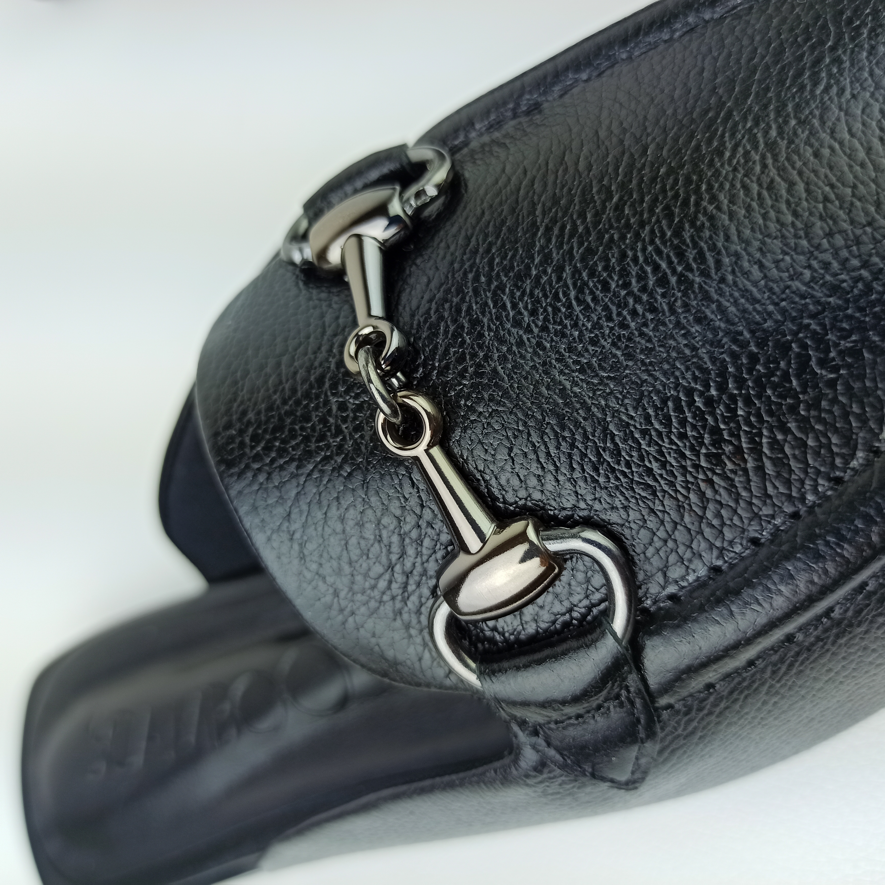 mule-couro-preto-51000307_6