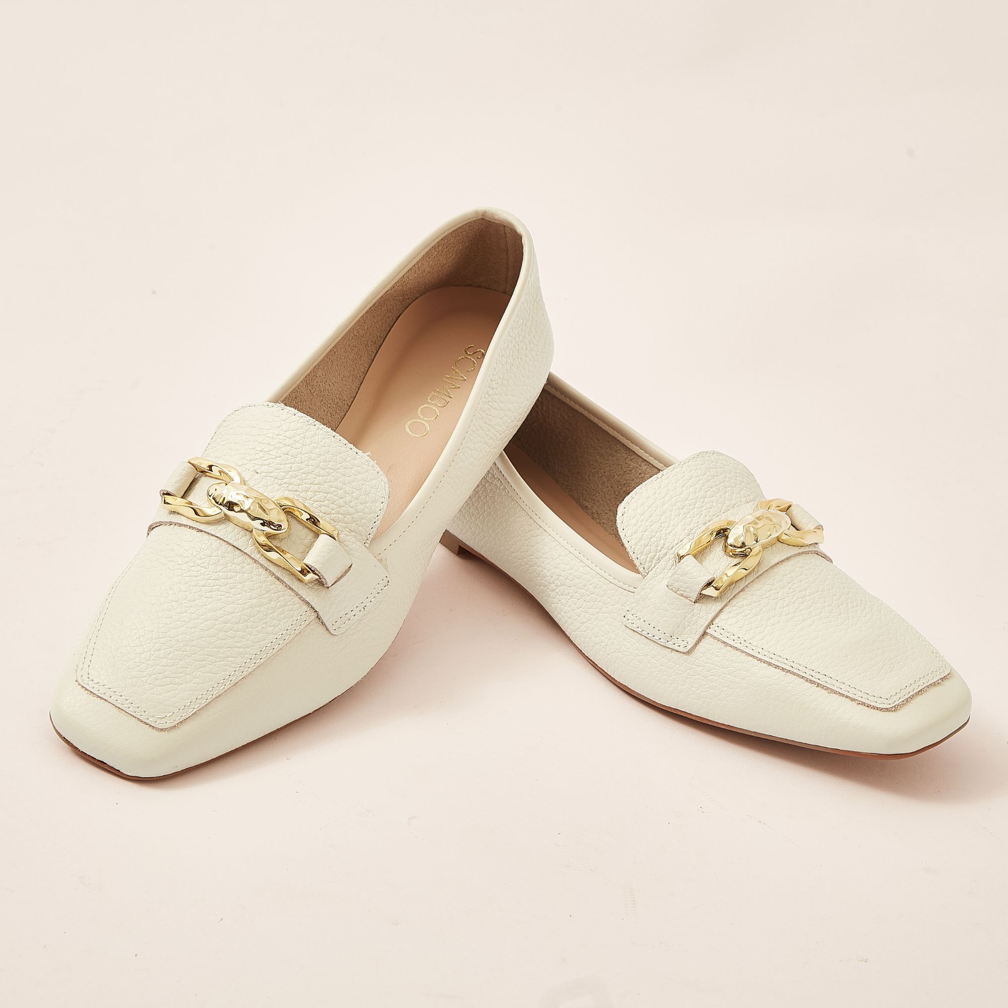 mocassim-couro-bico-quadrado-off-white-1420792521_7