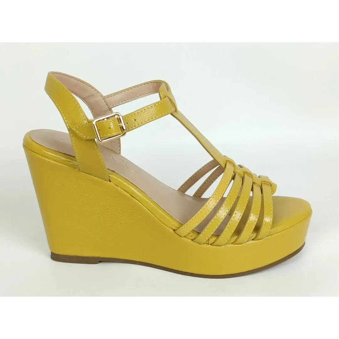 sandalia-anabela-couro-salto-alto-bico-redondo-amarelo-mostarda-315018a03_2