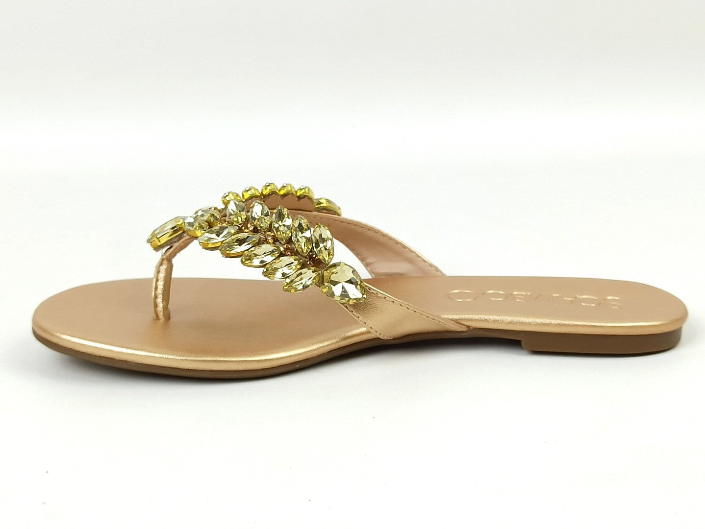 sandalia-rasteira-bico-redondo-dourada-30020205_3