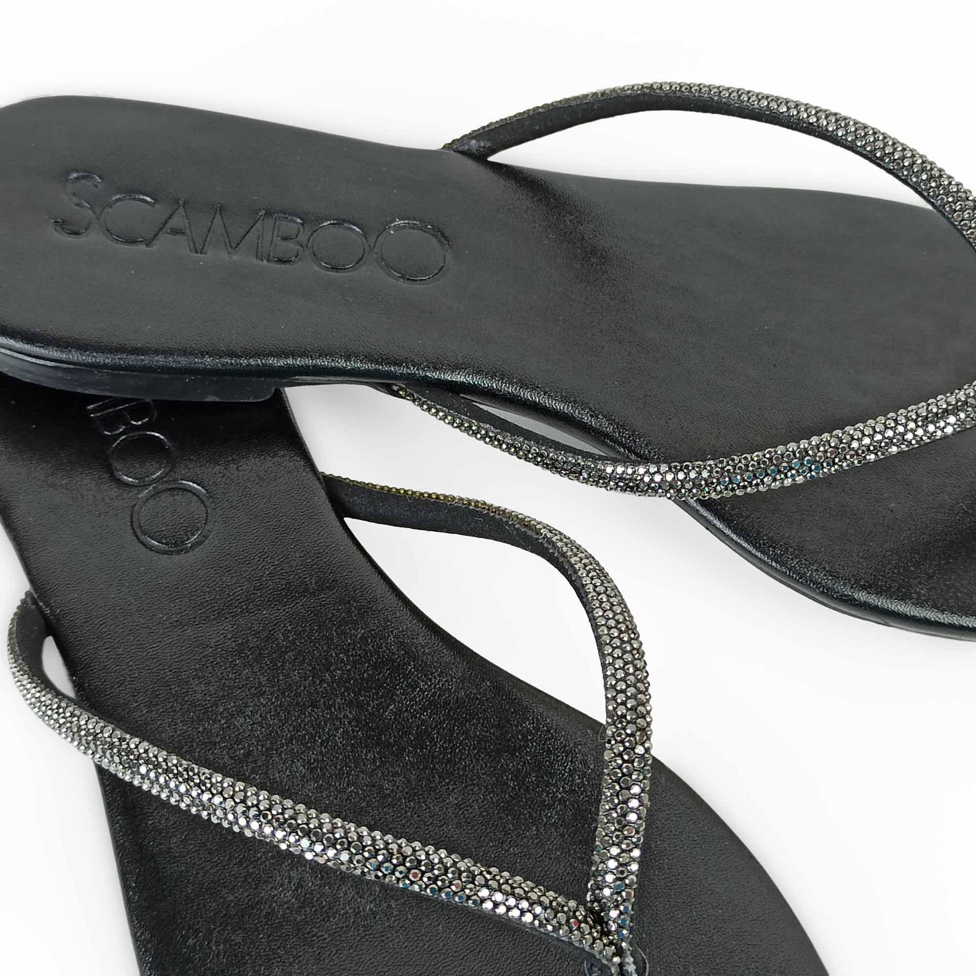 sandalia-rasteira-bico-redondo-preta-30020801_4