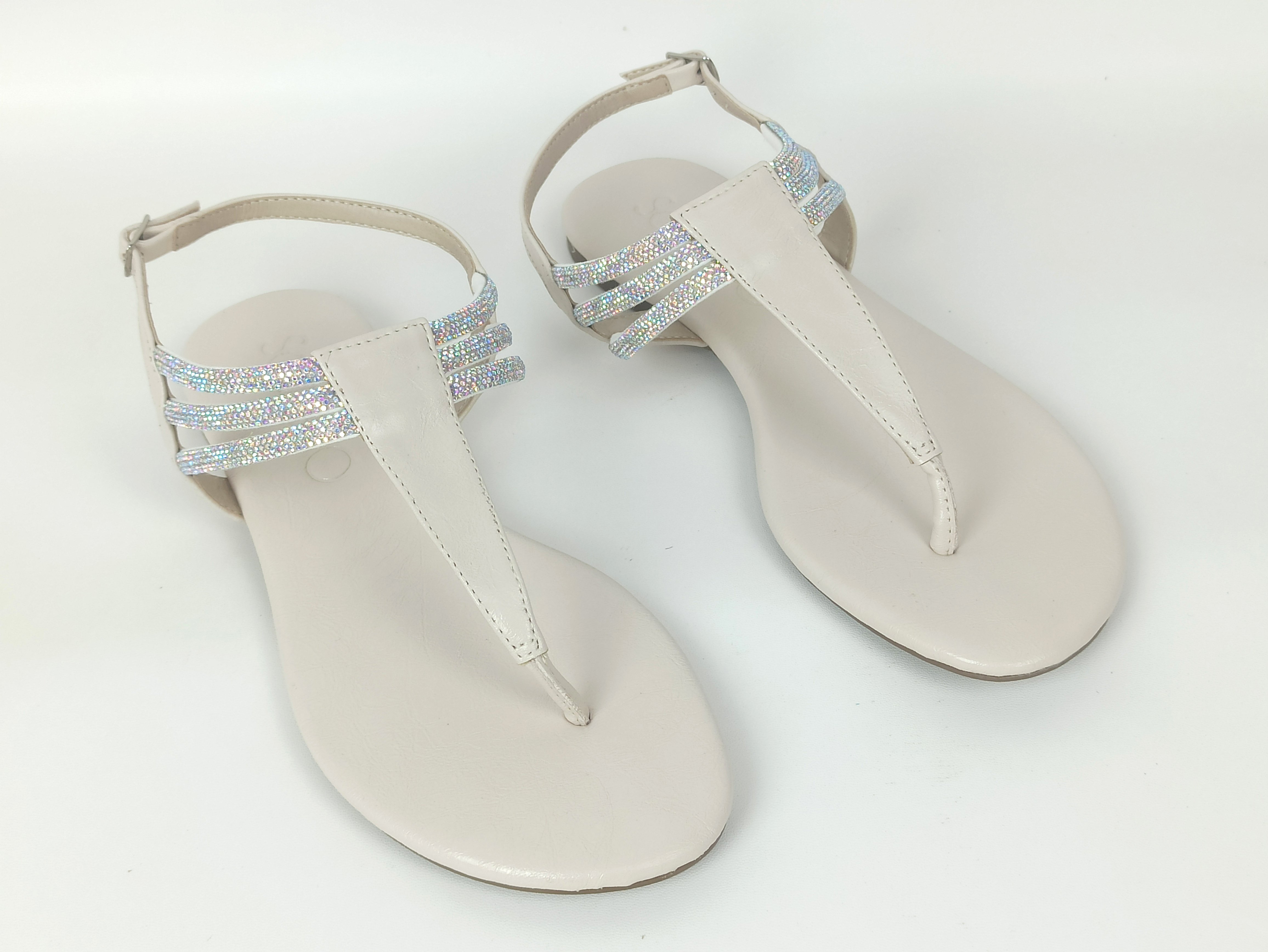 sandalia-rasteira-bico-redondo-creme-30016907_2