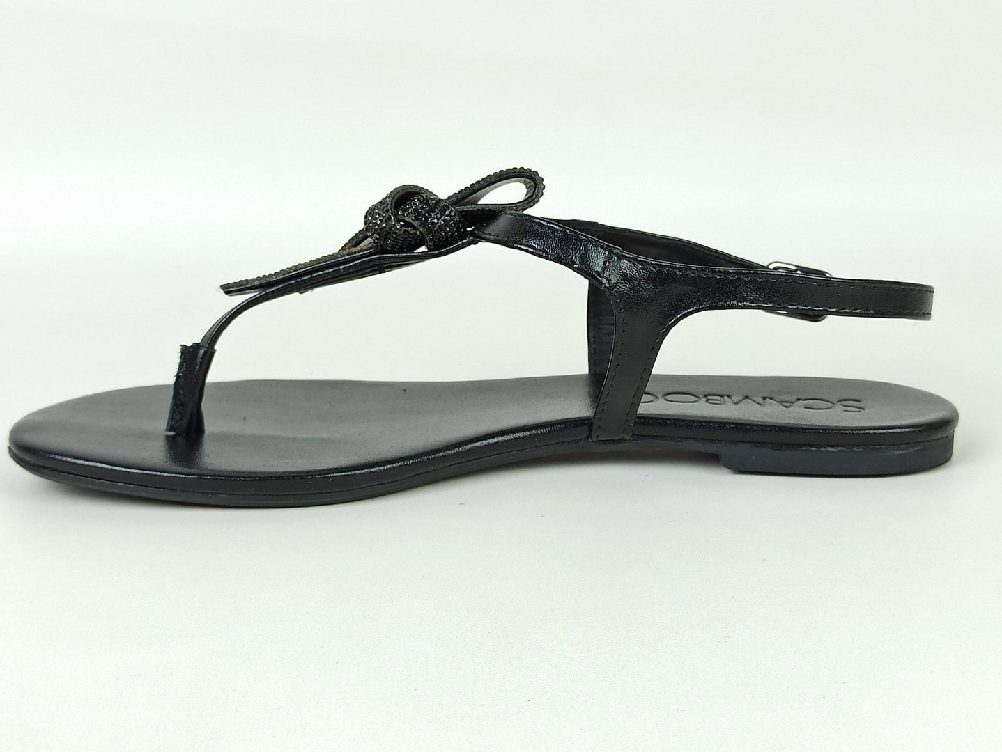 sandalia-rasteira-bico-redondo-preta-30020406_5