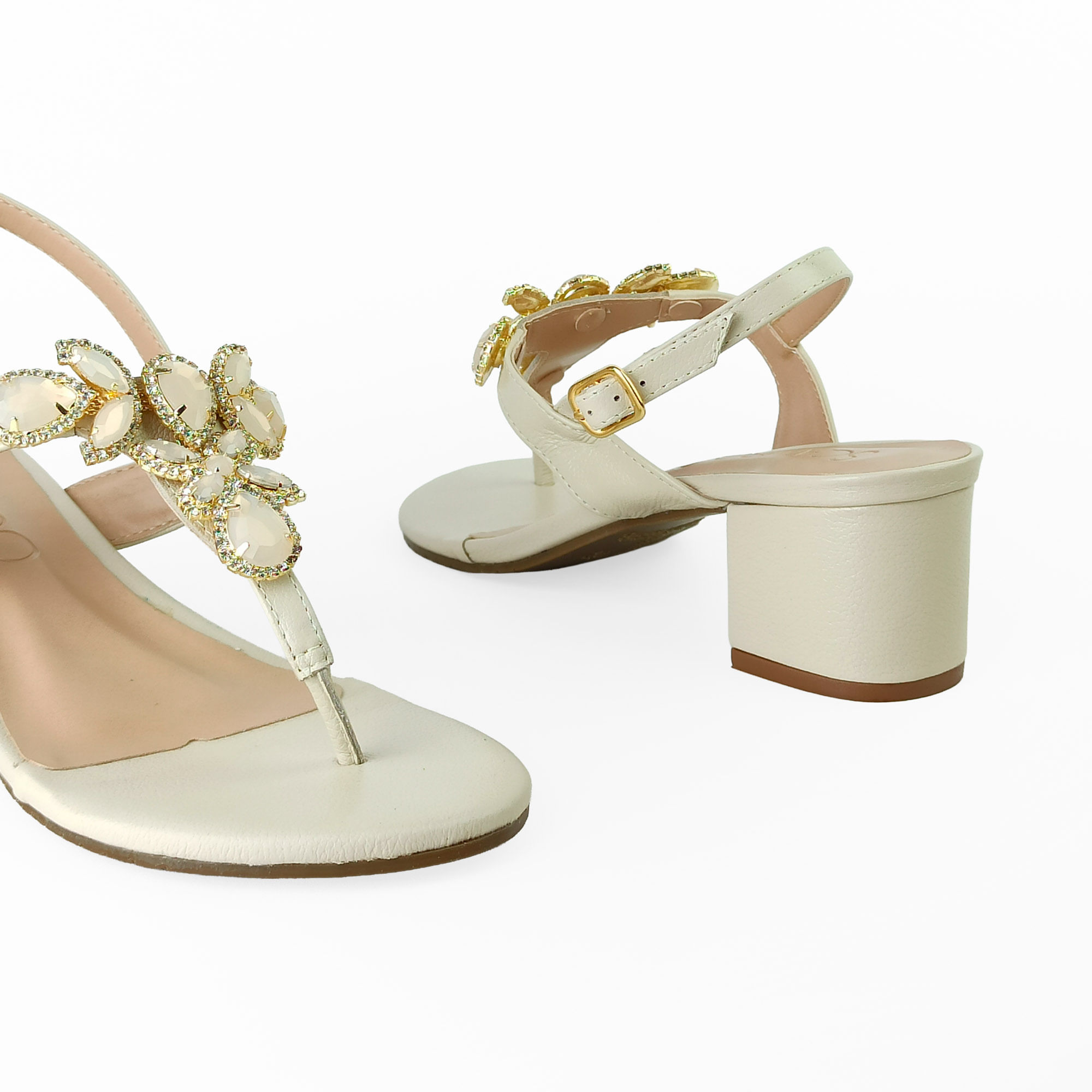 sandalia-de-couro-salto-baixo-bico-redondo-off-white-20813402_4