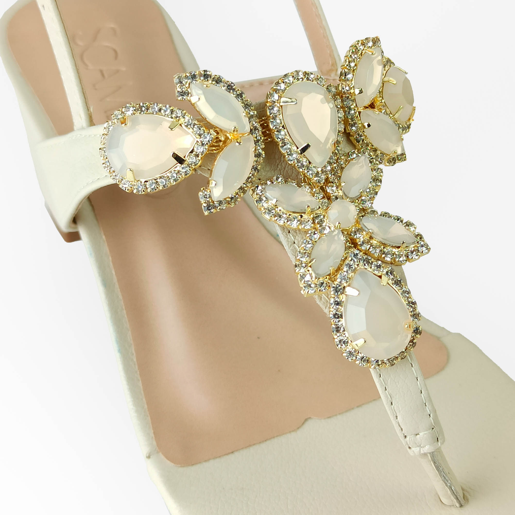 sandalia-de-couro-salto-baixo-bico-redondo-off-white-20813402_5