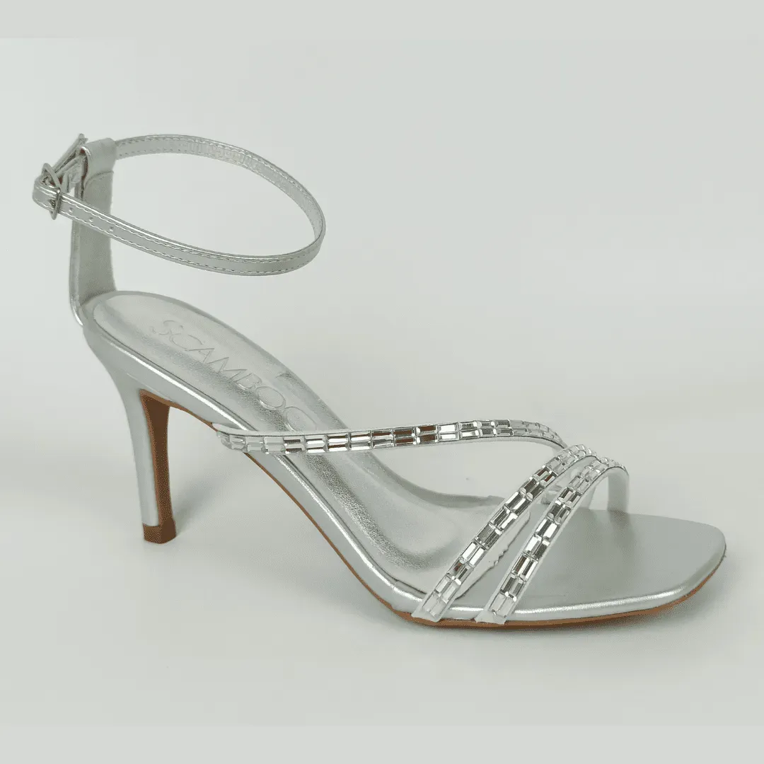 sandalia-metalizada-salto-fino-bico-quadrado-prata-53501906_2