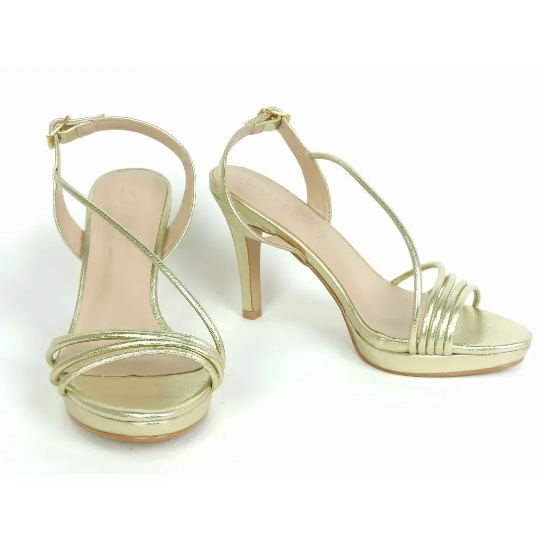 sandalia-metalizada-salto-medio-fino-bico-amendoado-dourada-13008301_2