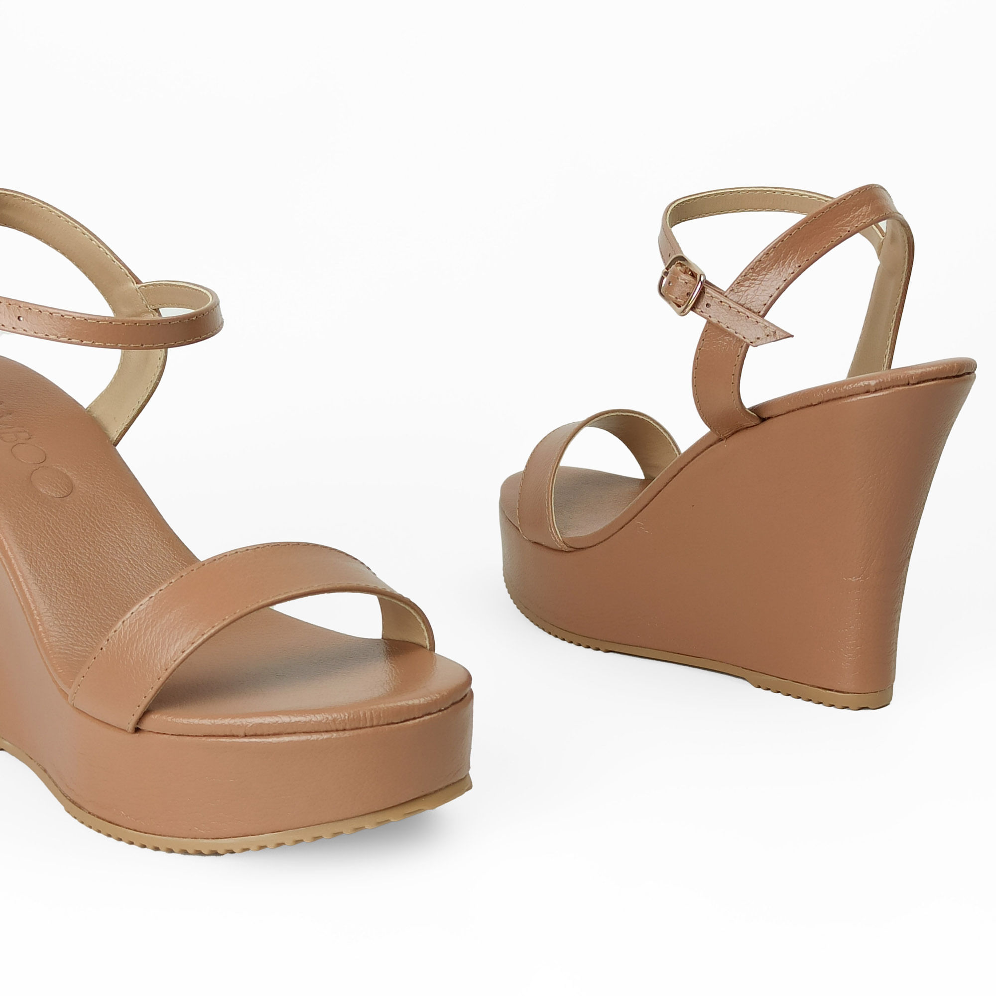 anabela-salto-alto-plataforma-bico-amendoado-nude-67300102_6