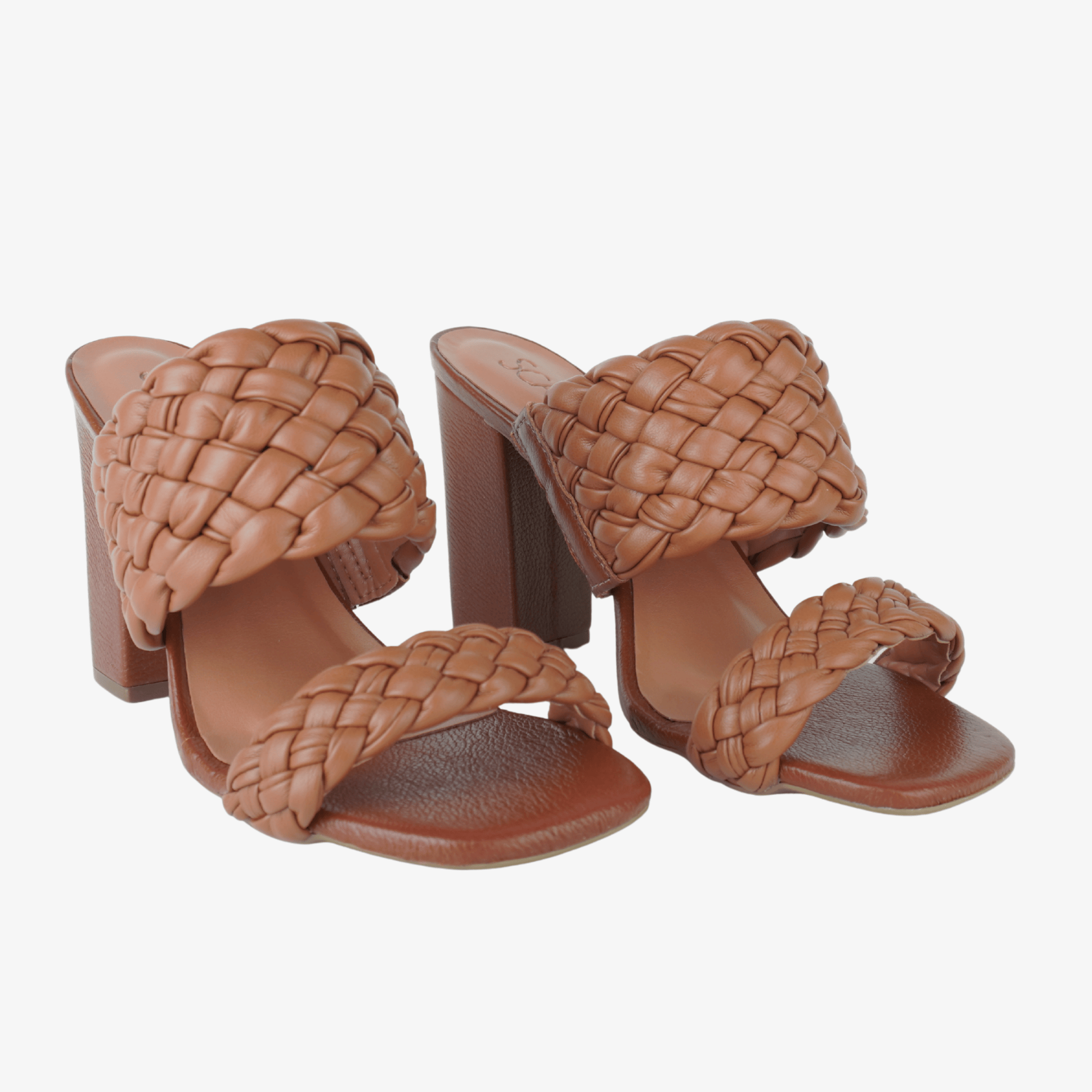 tamanco-couro-caramelo-trancado--14502202_3