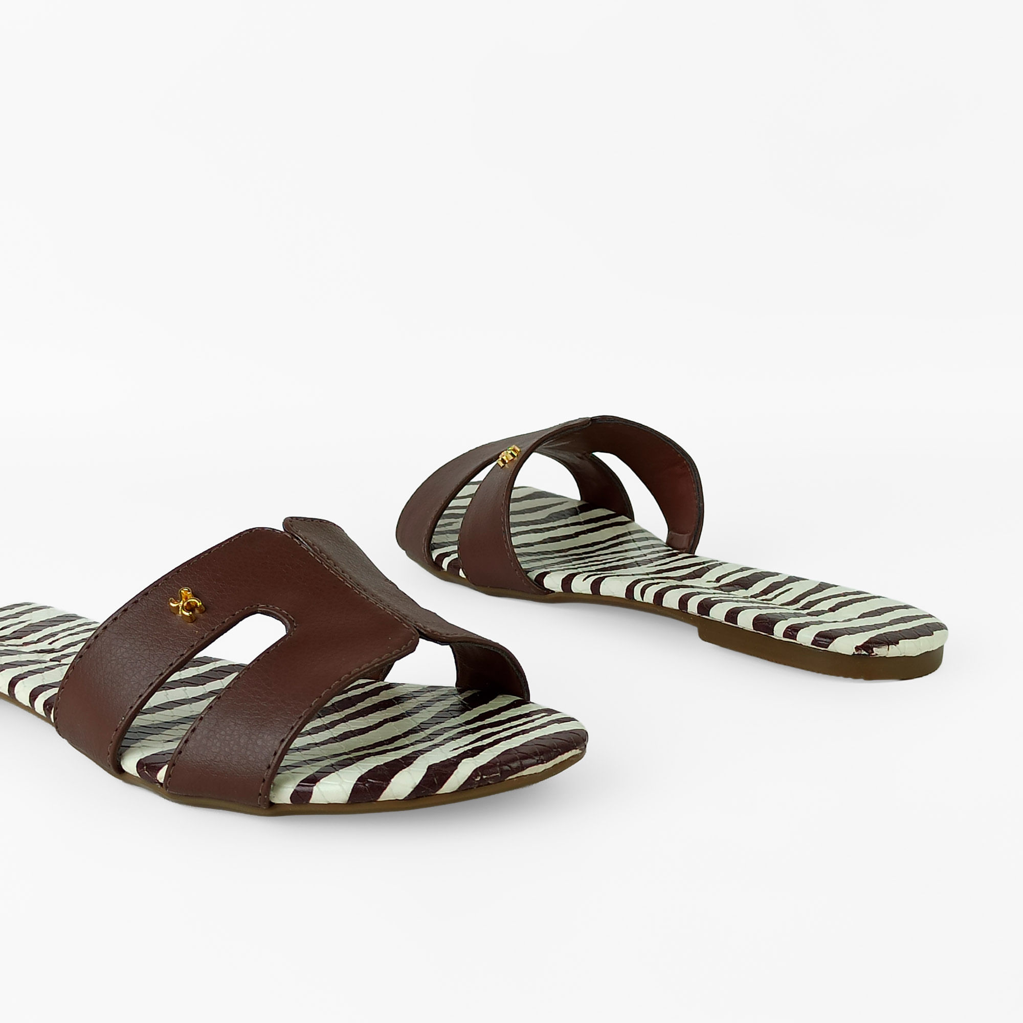 sandalia-rasteira-bico-redondo-animal-skin-30001456_4